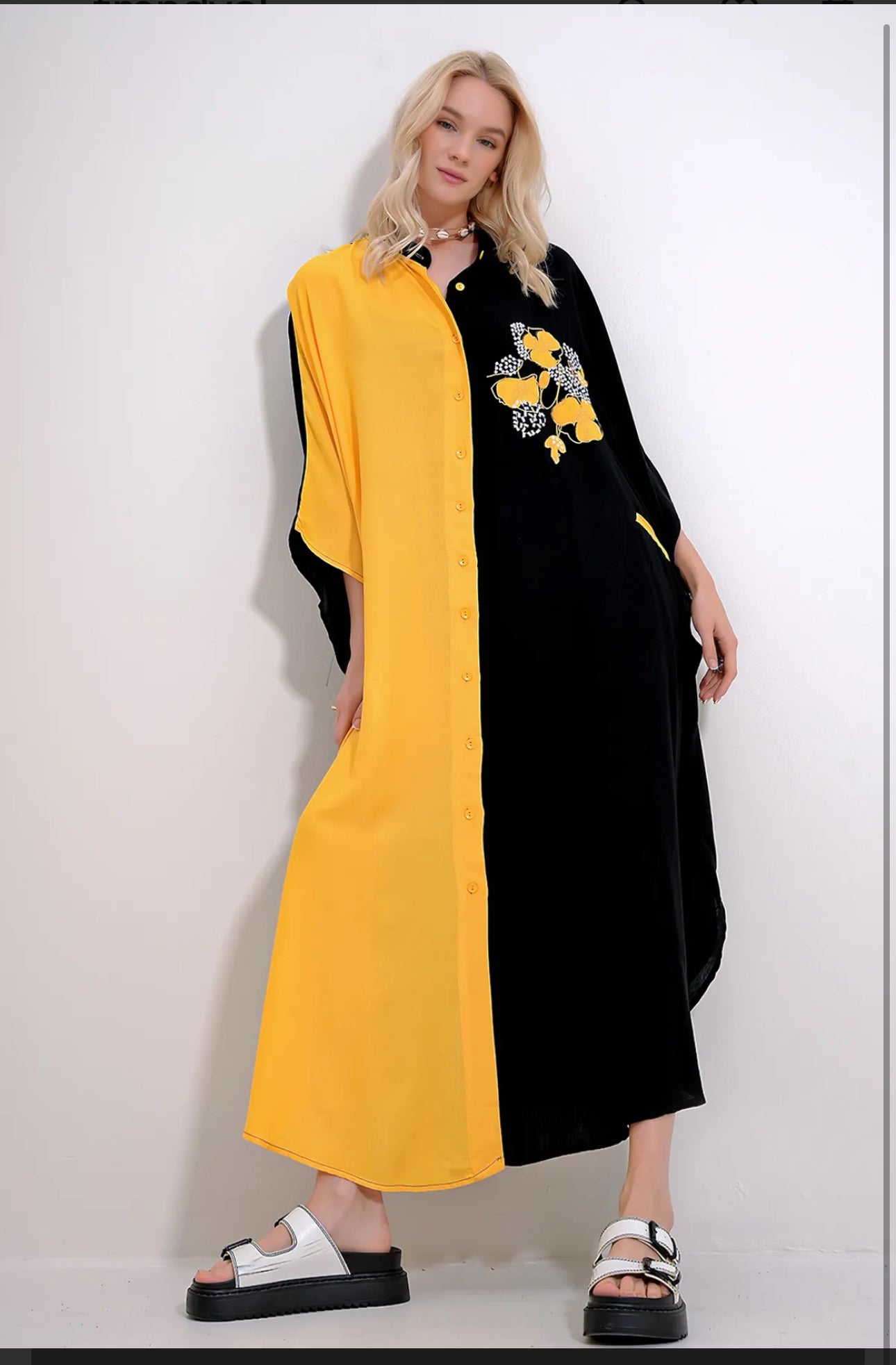 Robe Mandala Noire Jaune