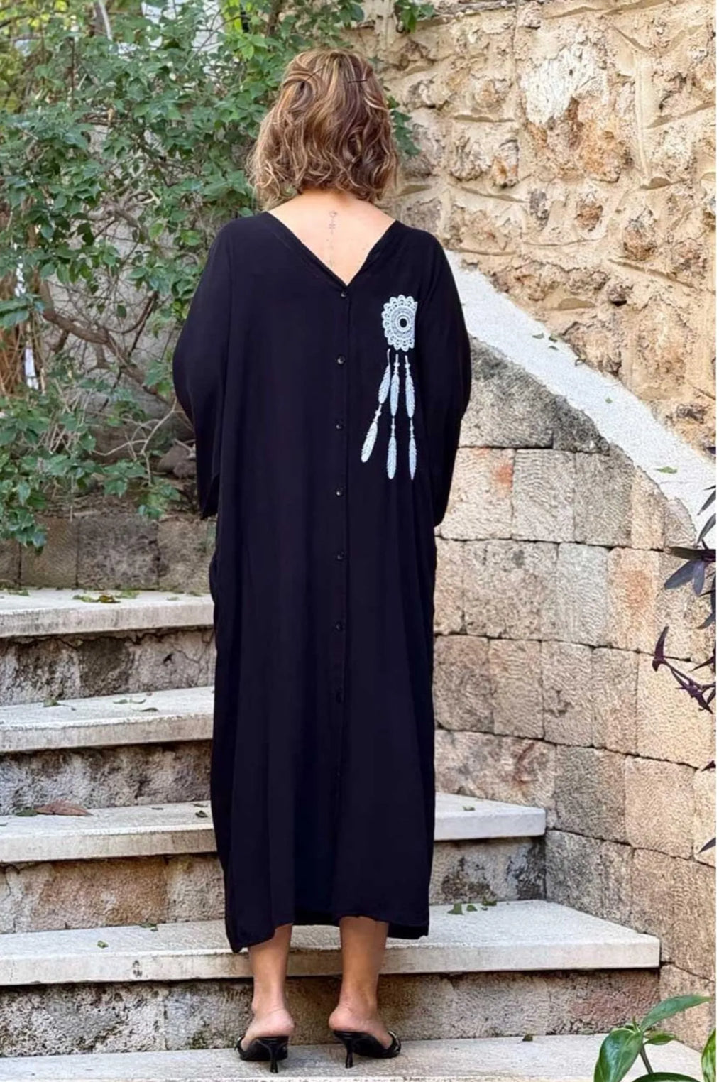 Robe Mandala Noire Élégance