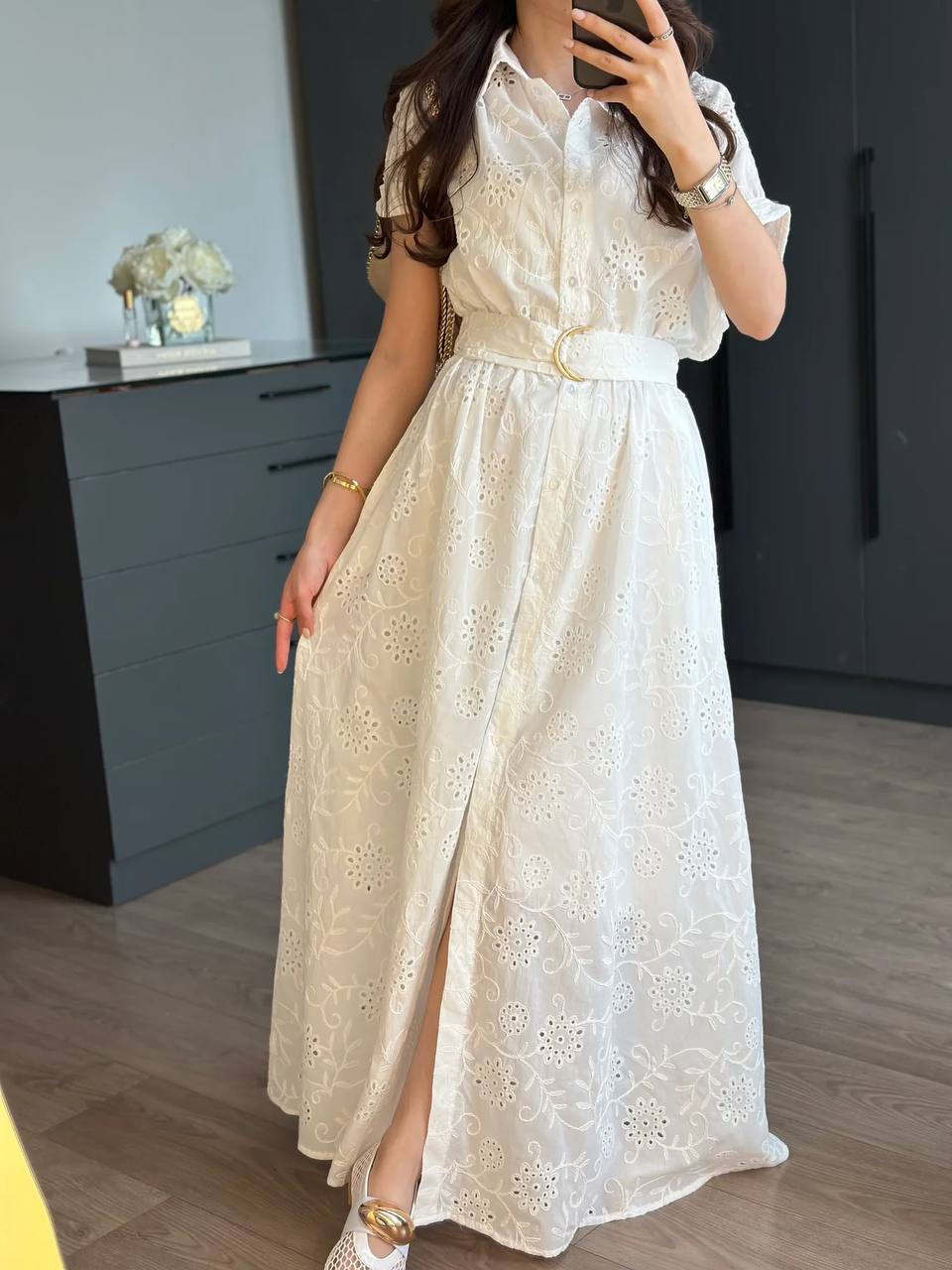 Robe Chemise Brodée “Blanche” – Ceinture à nouer