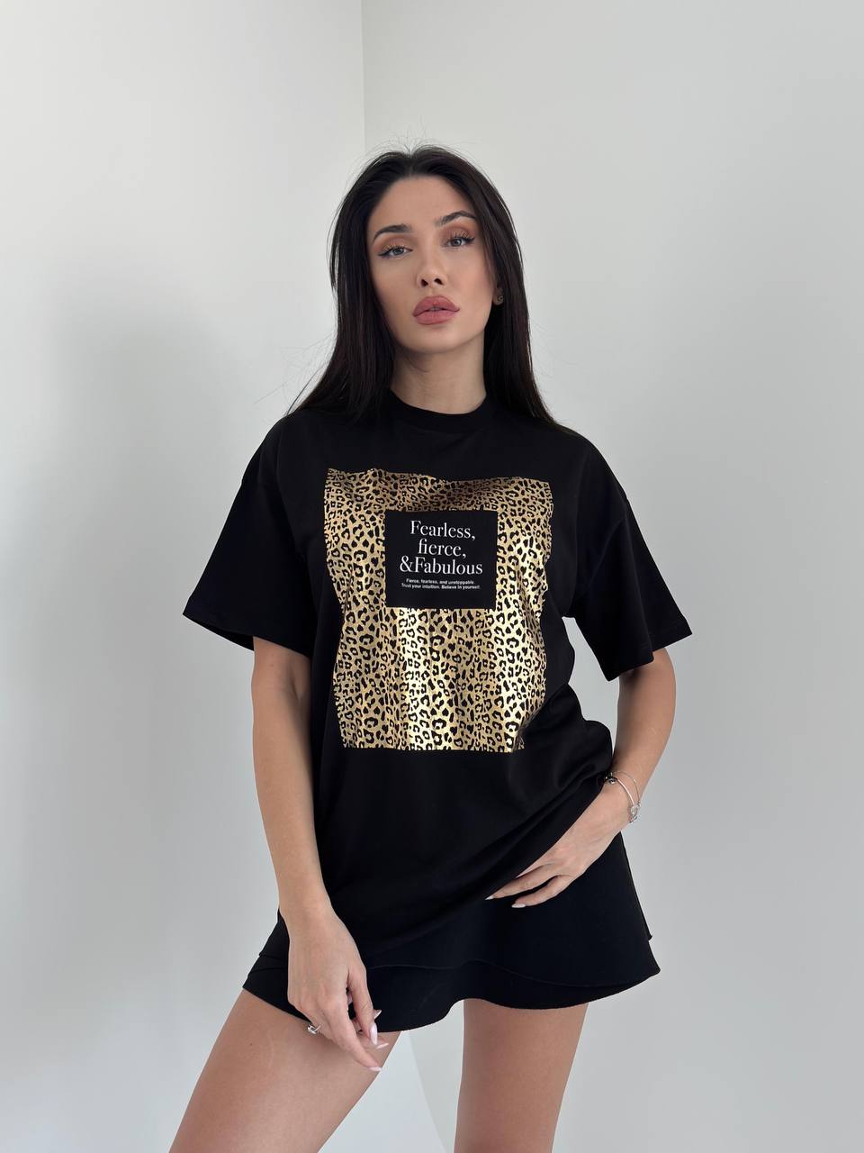 T-shirt Noir Oversize avec Imprimé Doré