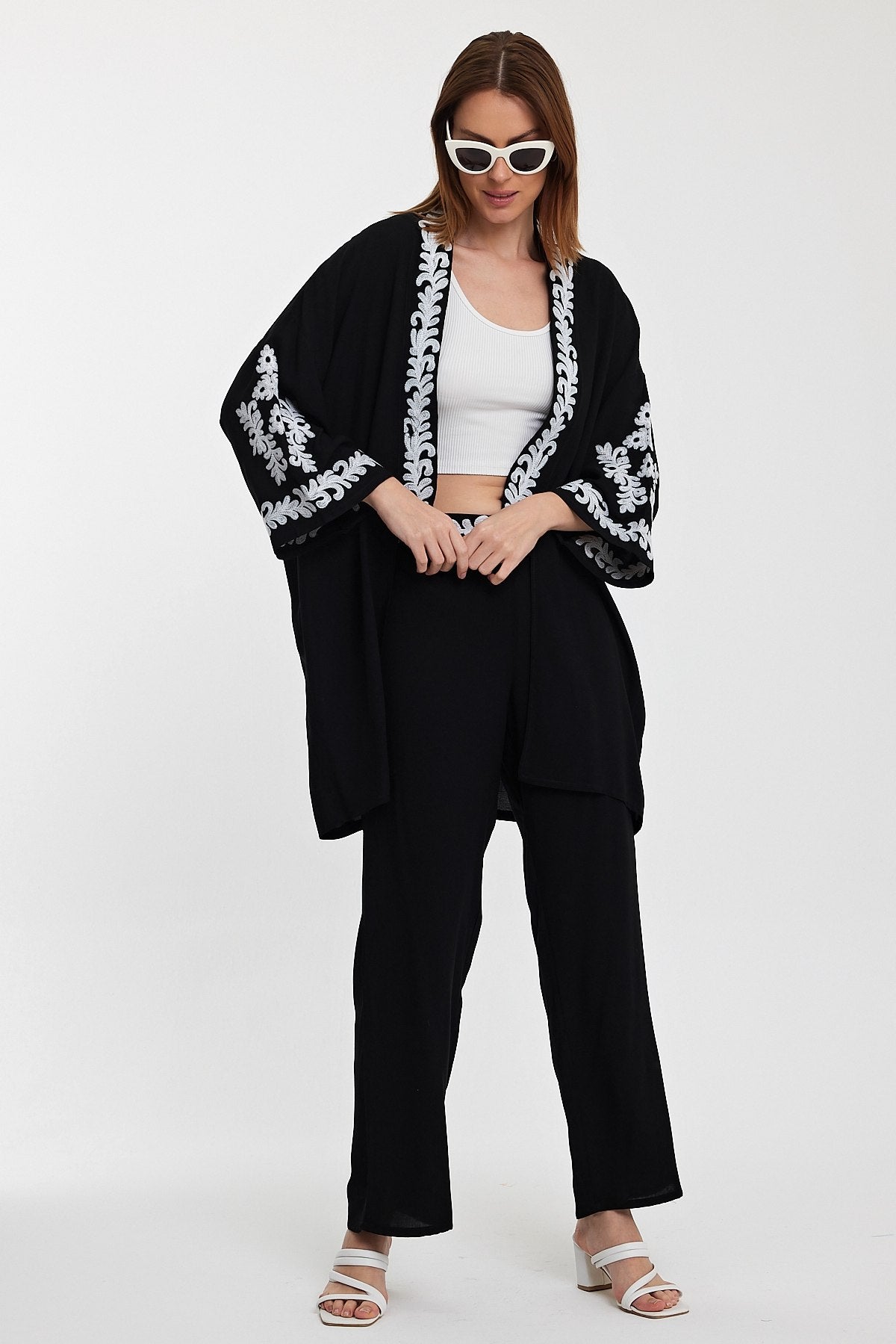 Ensemble Kimono Noir avec broderie