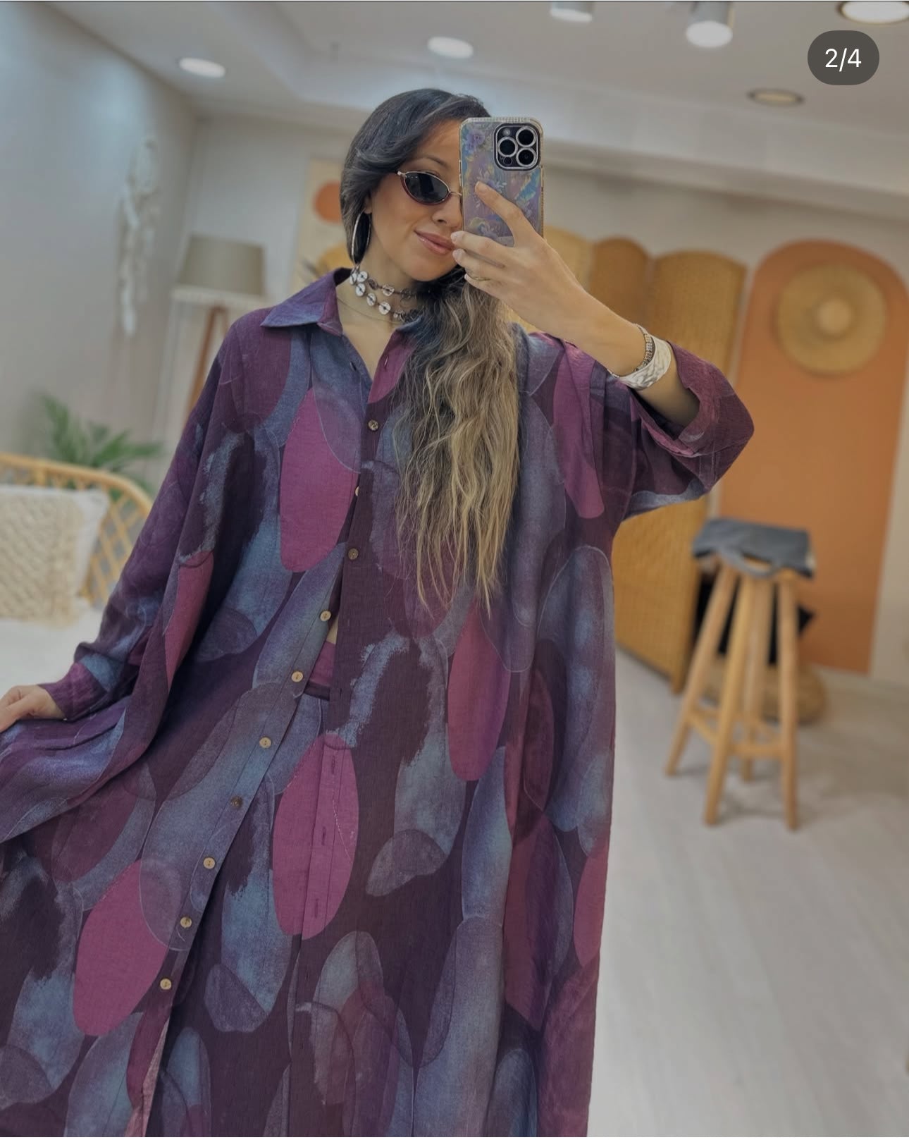 Ensemble “Éclipse Pourpre” – chemise longue et pantalon fluide imprimé