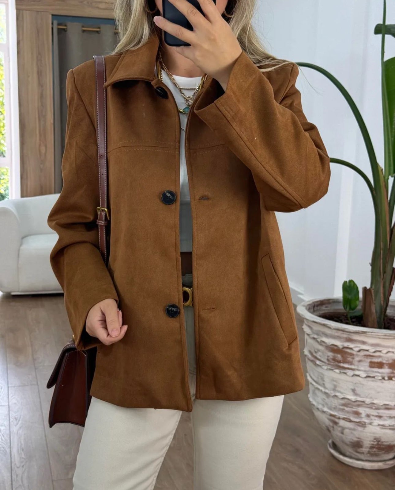 Veste en daim camel avec ceinture ajustable