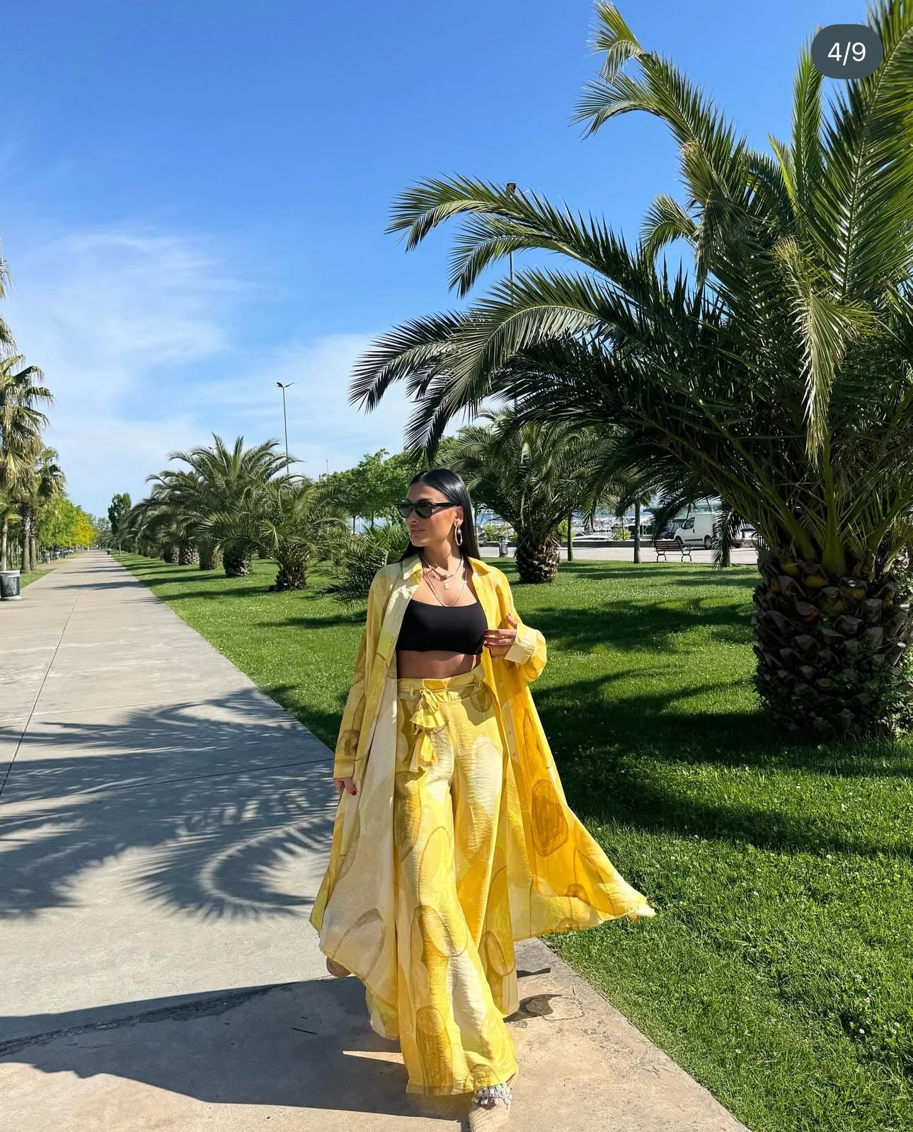 Ensemble “Sunny Flow” – Kimono & Pantalon fluide en imprimé soleil