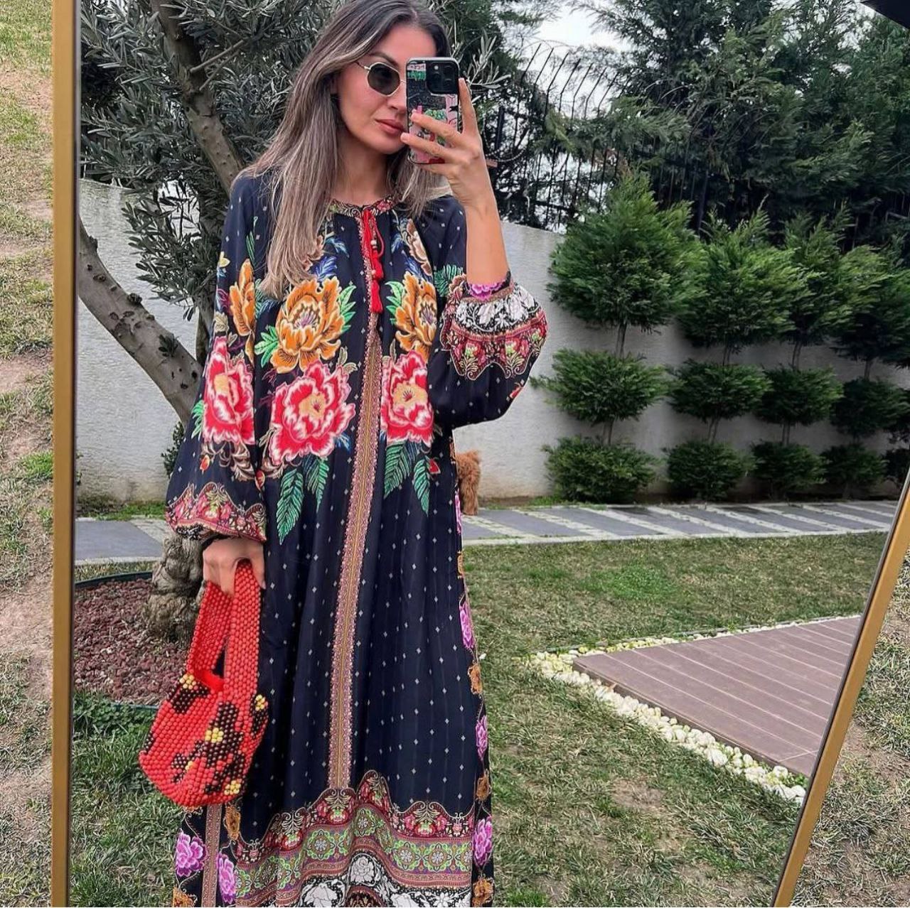 Robe longue “Boho Bloom” – Imprimé floral baroque