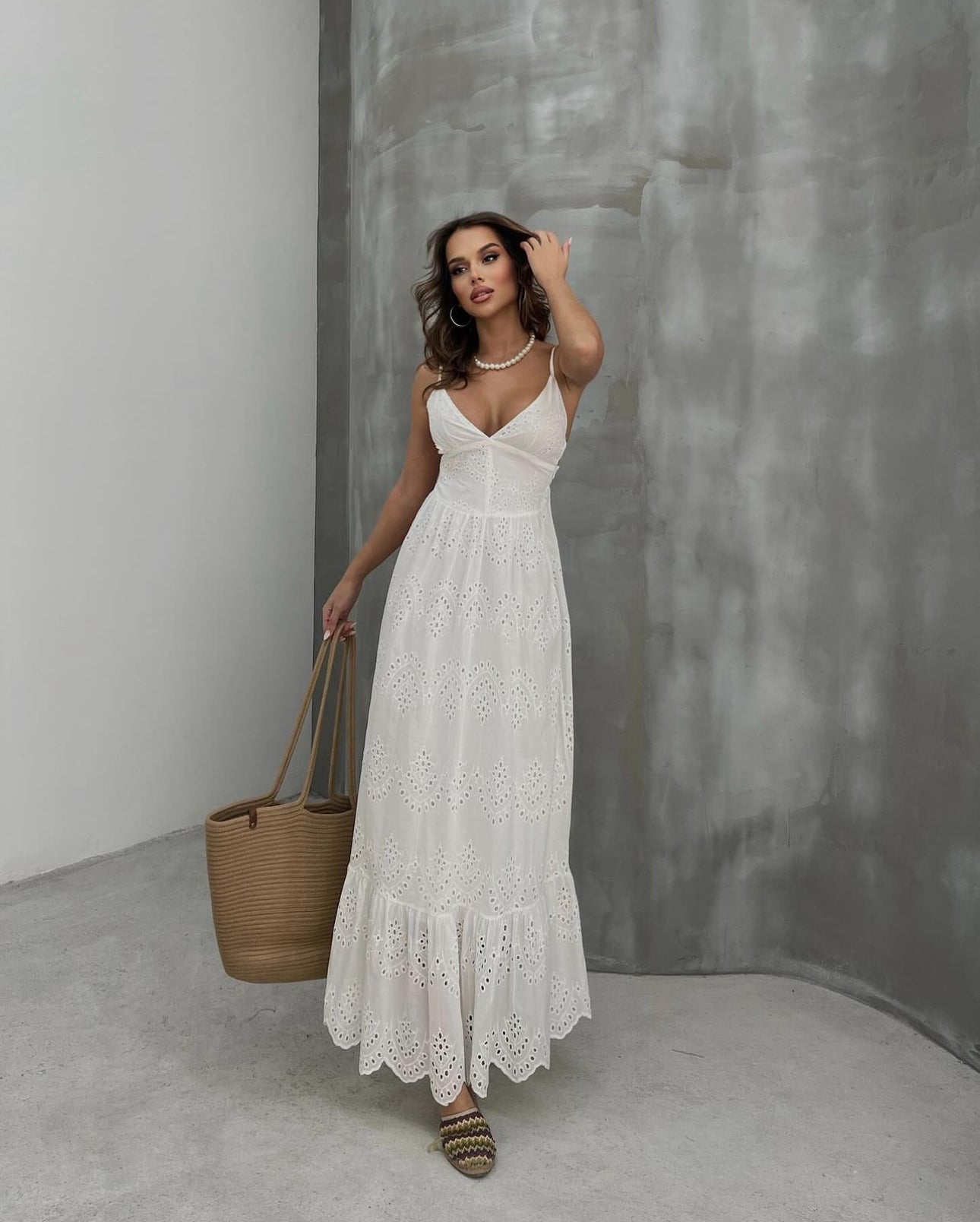 Robe Longue d'Été en Broderie Anglaise