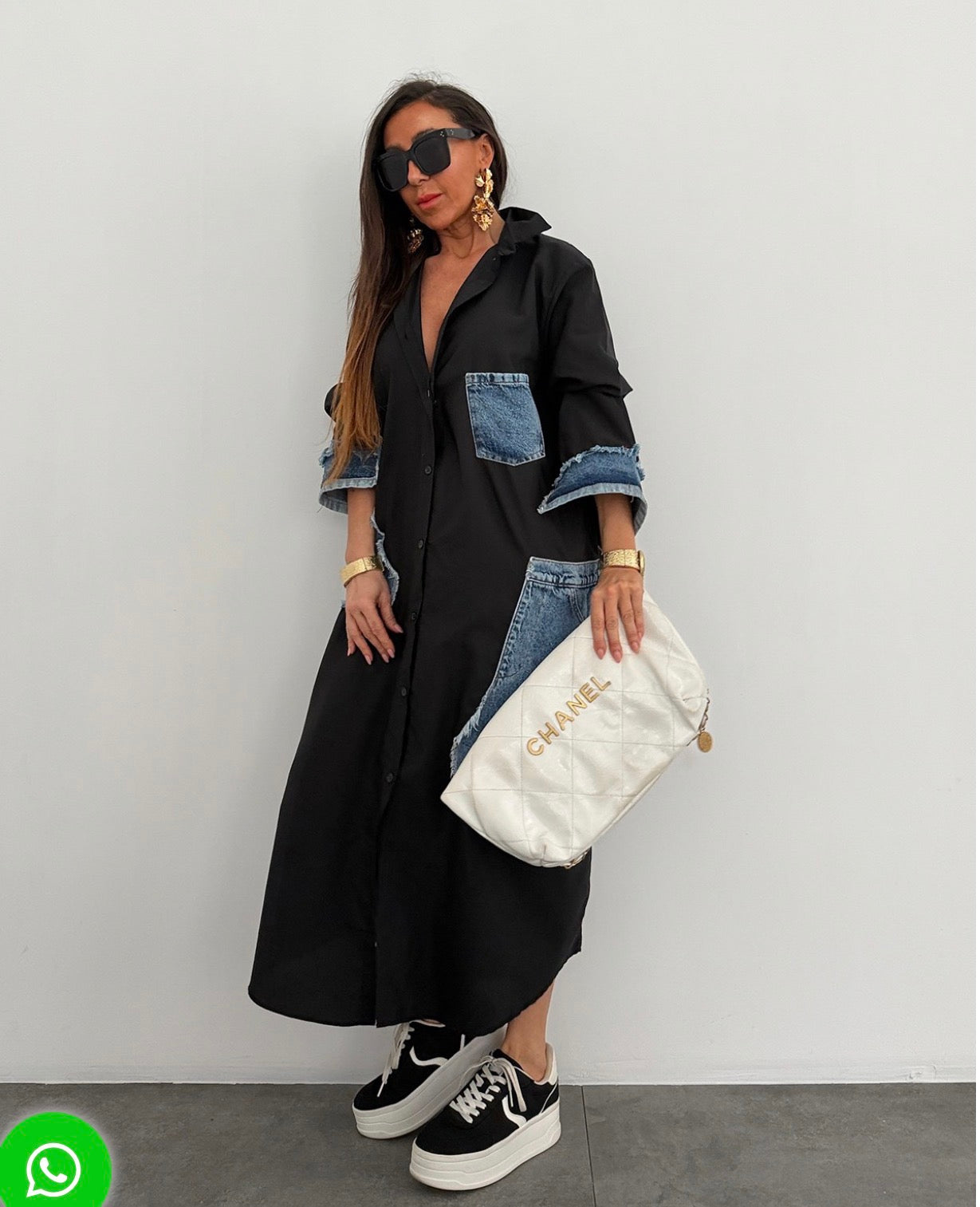 Robe chemise noire à empiècement denim
