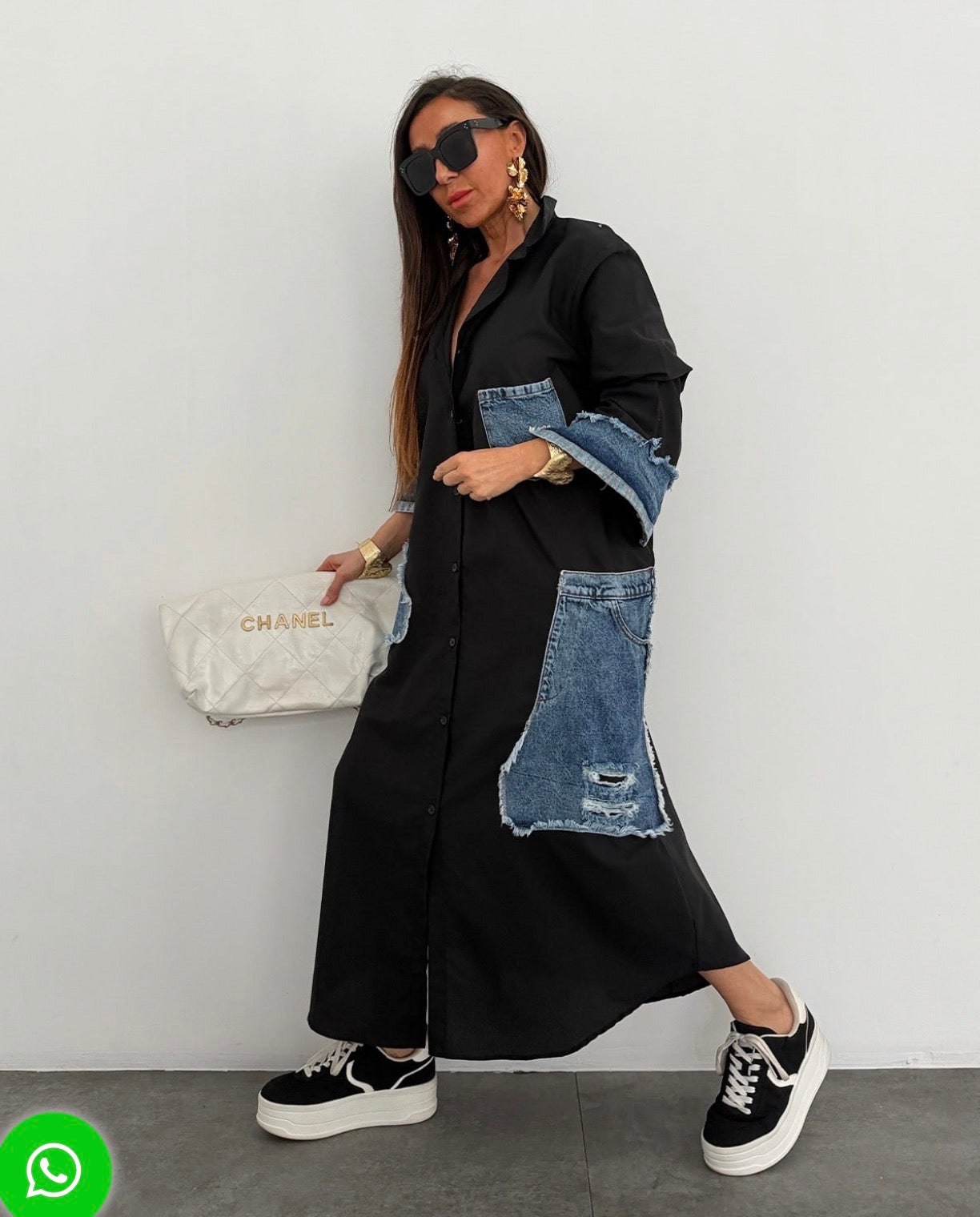 Robe chemise noire à empiècement denim