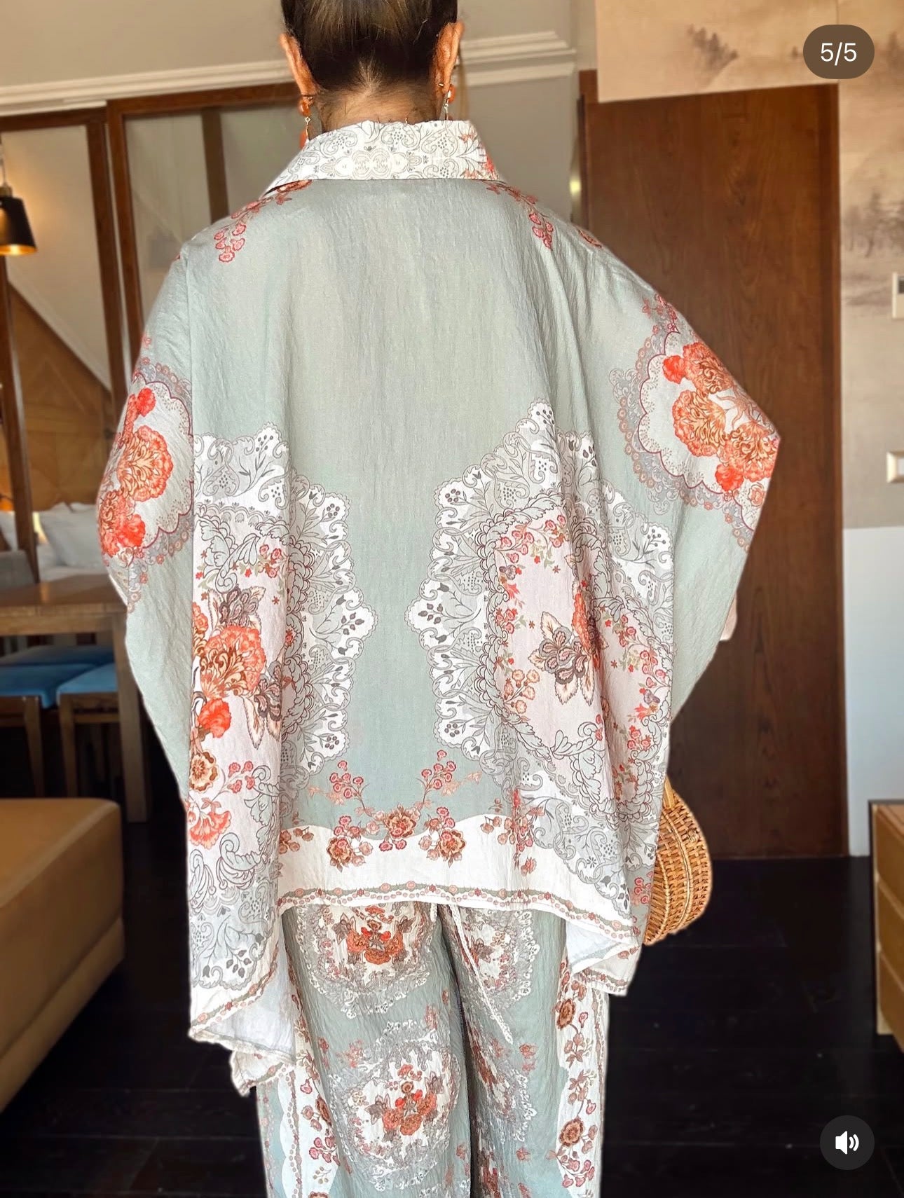 Kimono Floral — Blanc & Rose Pêche