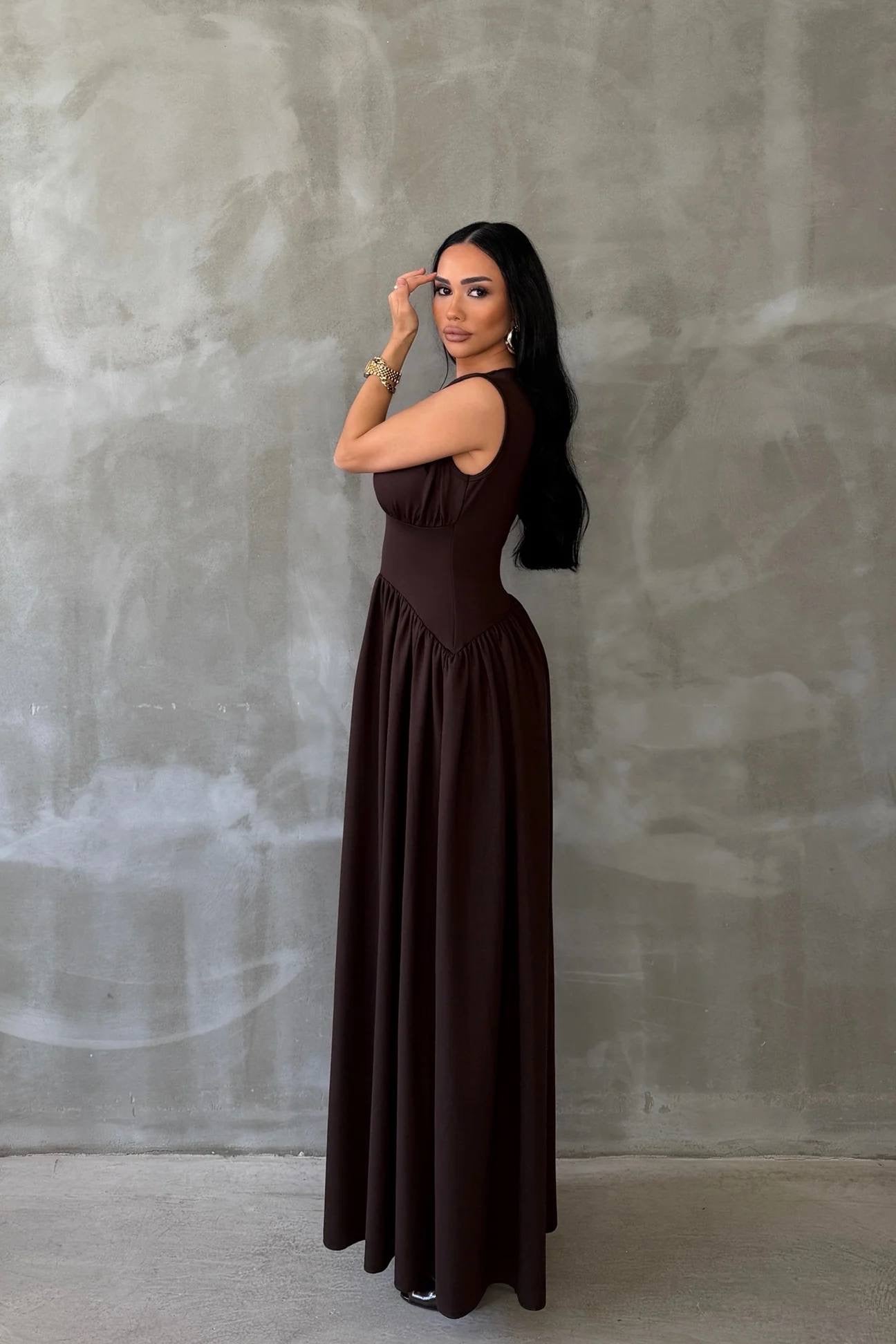 Robe longue fluide à col V