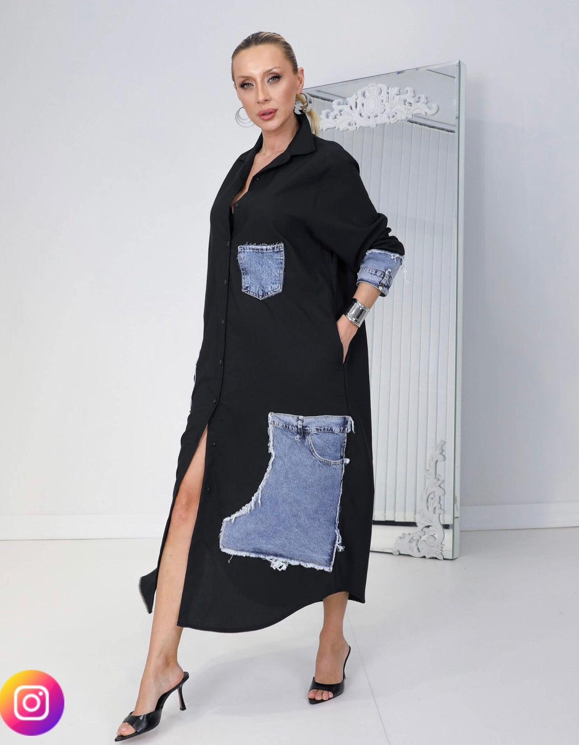 Robe chemise noire à empiècement denim