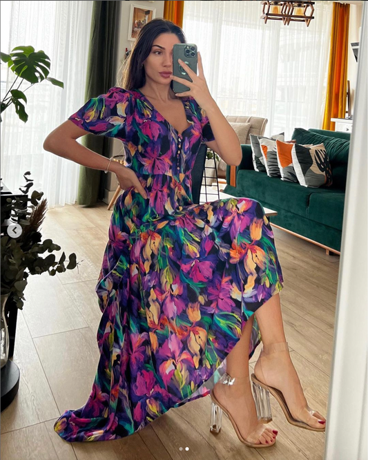 Robe demi longue avec motifs fleuri