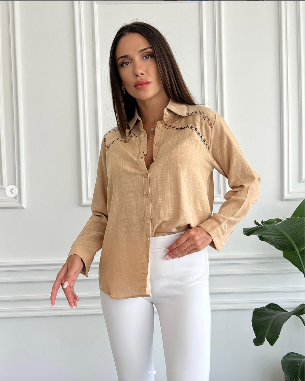 Chemise en lin marron avec Broderie